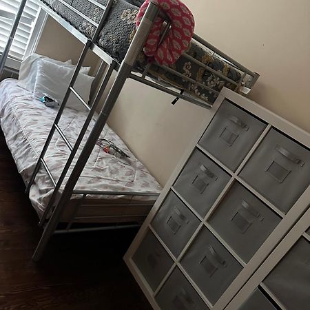 Ferry Hostel ニューアーク エクステリア 写真